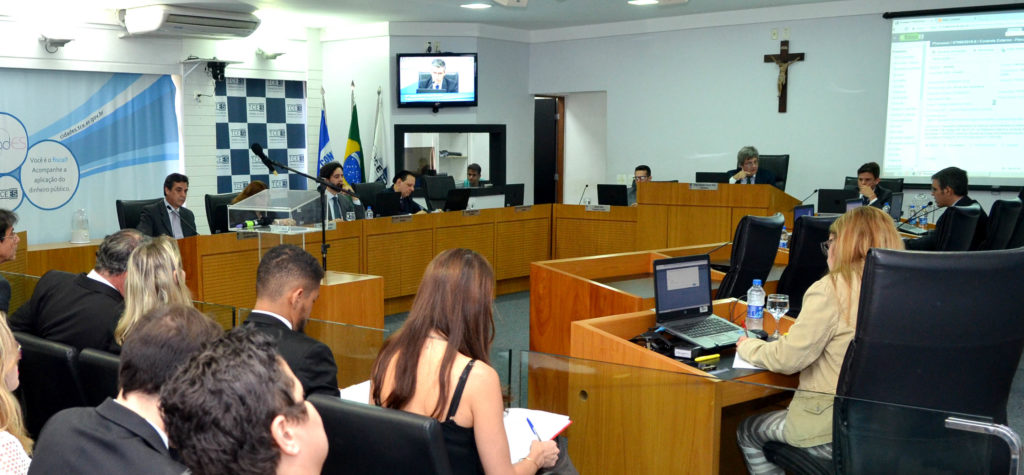 Foto sessão plenária