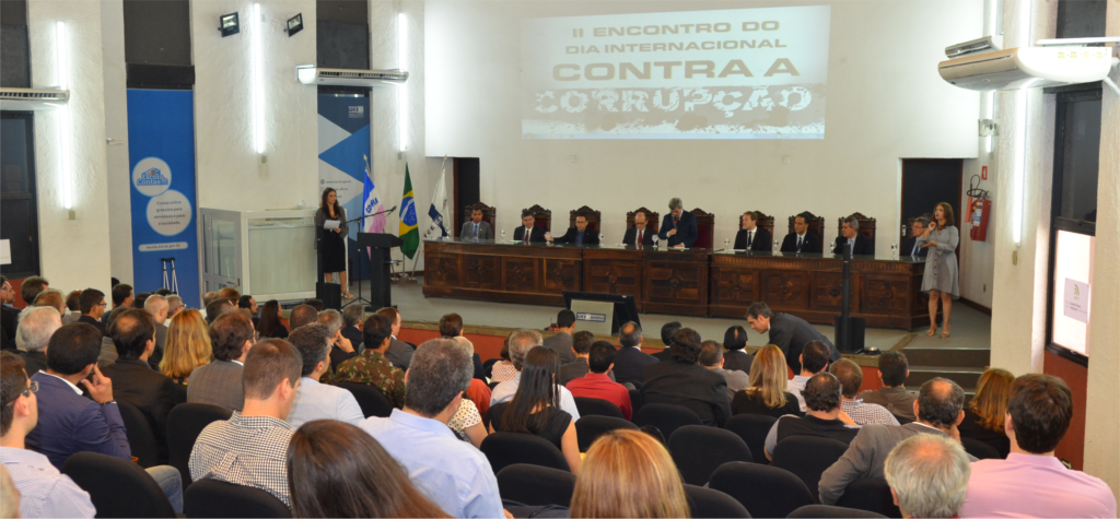 foto do auditório no II Encontro do Dia Internacional Contra a Corrupção