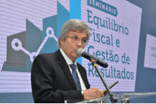 Presidente do TCE-ES defende equilíbrio fiscal e apresenta ferramentas da Corte