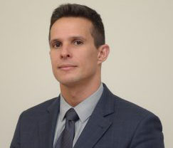 Luciano-Vieira_procurador_TCEES-2-1-243x300-2