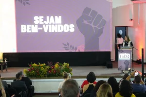 Nara Borgo no evento alusivo ao Dia da Consciência Negra